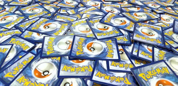 Wie erkennt man gefälschte Pokémon-Karten?