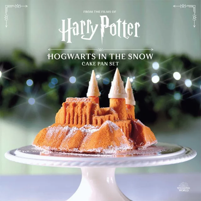 Geschenkset Harry Potter - Hogwarts-Kuchenform + ENG-Kochbuch - Küchenzubehör