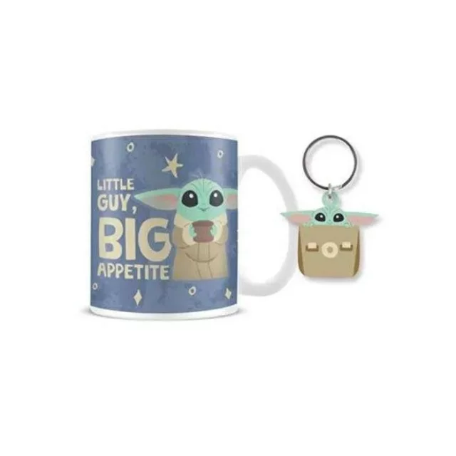 Geschenkset Star Wars: The Mandalorian - Little Guy, Big Appetite (Tasse, Schlüsselanhänger) - Socken