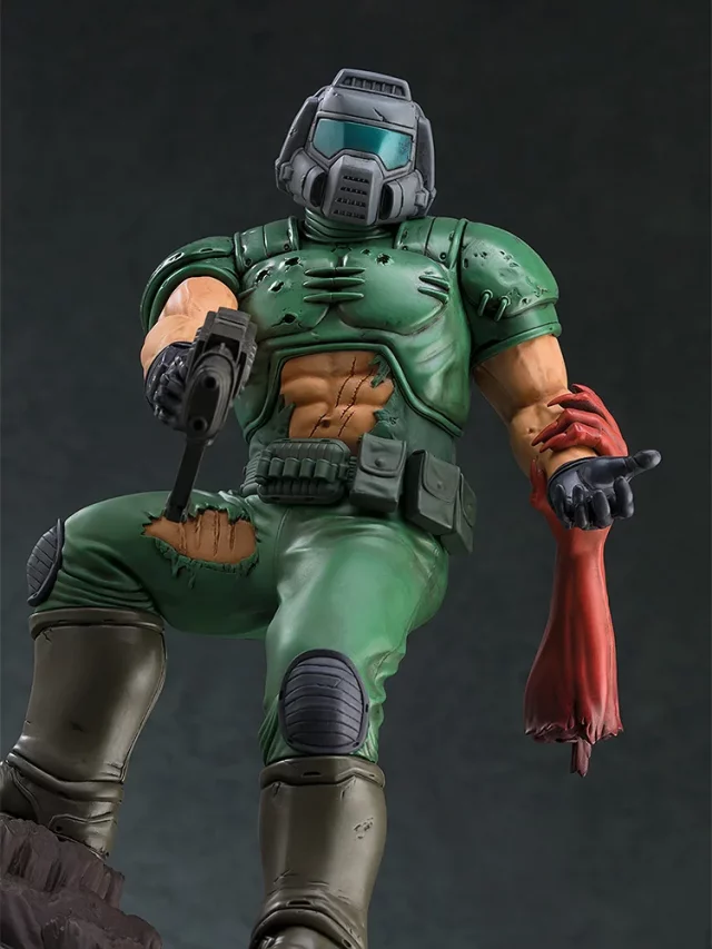 Figur Doom - Doom Marine (Pop Up Parade) (beschädigte Verpackung)