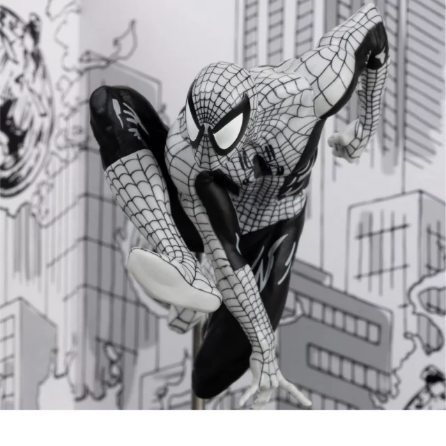 Figur Marvel - Spider Man Black & White (McFarlane) - Spider-Man