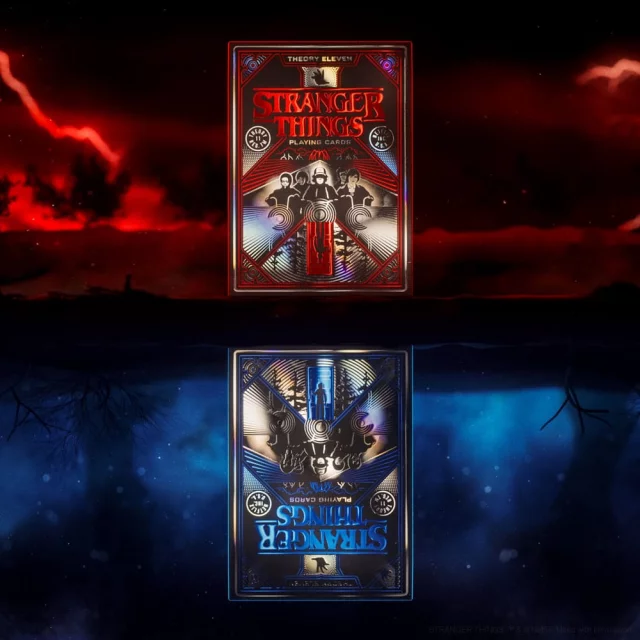 Spielkarten Stranger Things - Boxed Set (3 Decks) (beschädigte Verpackung)