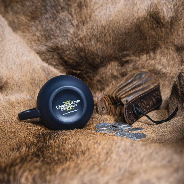 Tasse Kingdom Come: Deliverance II - Emblem mit Ornamenten - Xzone Originals