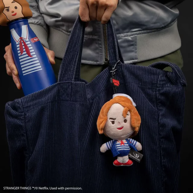 Schlüsselanhänger Stranger Things - Robin Scoops Ahoy