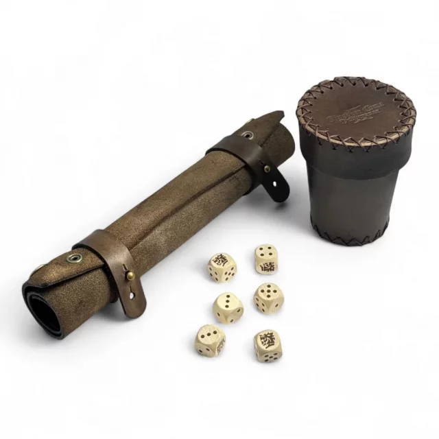 Spielwürfel Kingdom Come: Deliverance - Farkle-Spielwürfel mit Becher und Tablett - Becher für Würfel