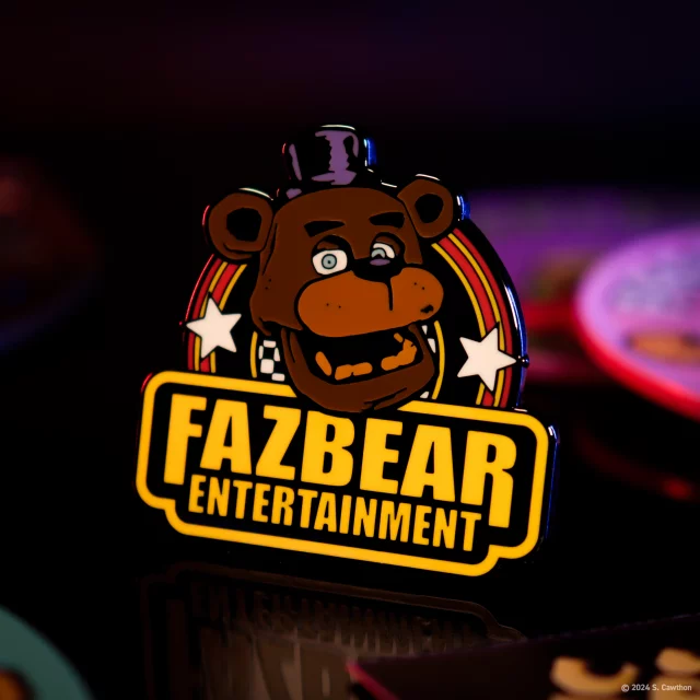 Anstecker Five Nights at Freddy's - Fazbear Entertainment - Five Nights At Freddys