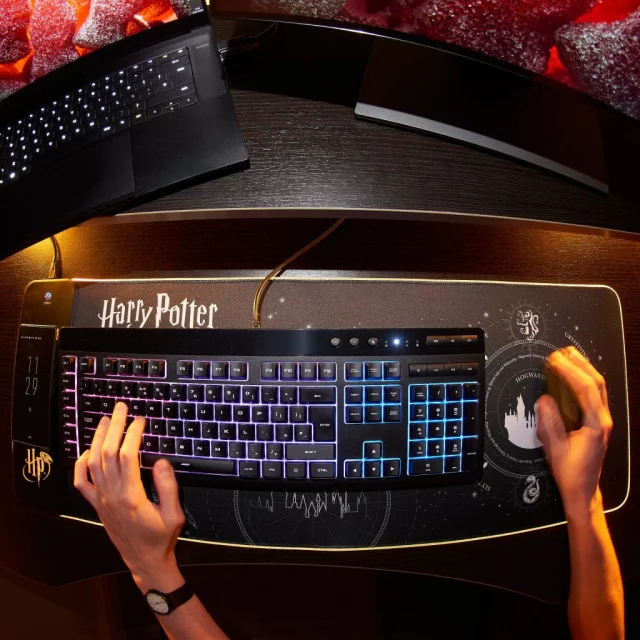 Mauspad Harry Potter - Mauspad mit drahtlosem Ladegerät und RGB-Beleuchtung (Numskull) - Ladegerät