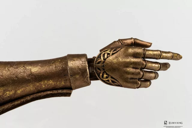 Replik Elden Ring - Arm of Malenia 1:1 Life-size replica (PureArts) - Statue