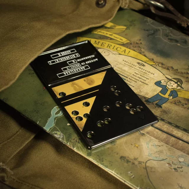 Replik Fallout - Nuclear Keycard Replica Limited Edition - Stück limitiert