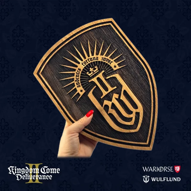 Replik Kingdom Come: Deliverance II - Holzschild für die Wand (klein) - Wandplakette