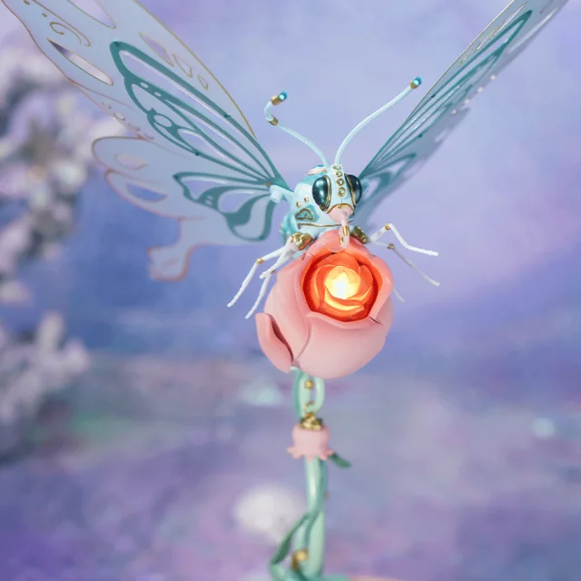 Bausatz – Rosa Schmetterling (Robotime) - Aus Holz