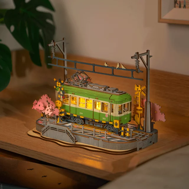 Bausatz - Sakura Journey Straßenbahn (aus Holz) - Aus Holz