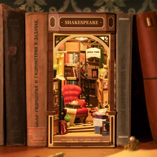 Bausatz- Buchstütze Bookstore (aus Holz) - Lesezeichen