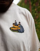 Tričko Kingdom Come: Deliverance II - Zajíc s Warhorse štítem (výšivka) dupl