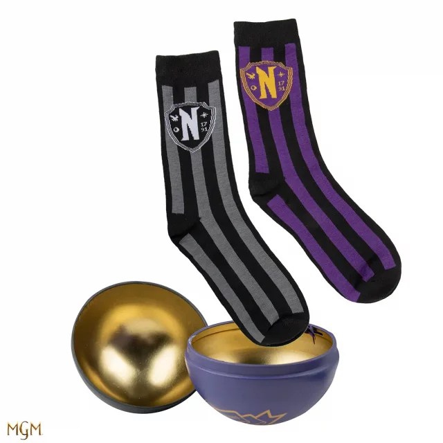 Weihnachtsschmuck Wednesday - Nevermore Academy (Socken im Inneren) - Tim Burton