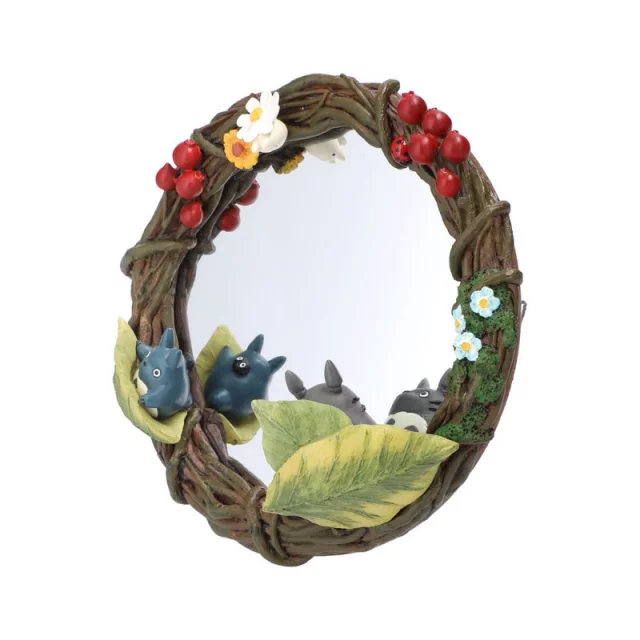 Spiegel Ghibli - Flowers Garland Totoro (My Neighbor Totoro) - Poster