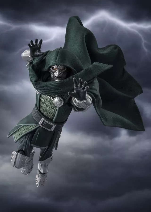 Actionfigur Avengers: Doomsday - Doctor Doom PVC (S.H.Figuarts) - Marvel
