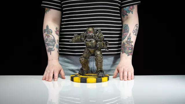 Figur Fallout - NCR Power Armor (Dark Horse)