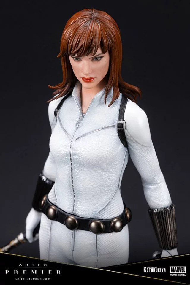 Statuette Marvel - Black Widow White Costume Limited Edition (ArtFX Premier) - Figuren