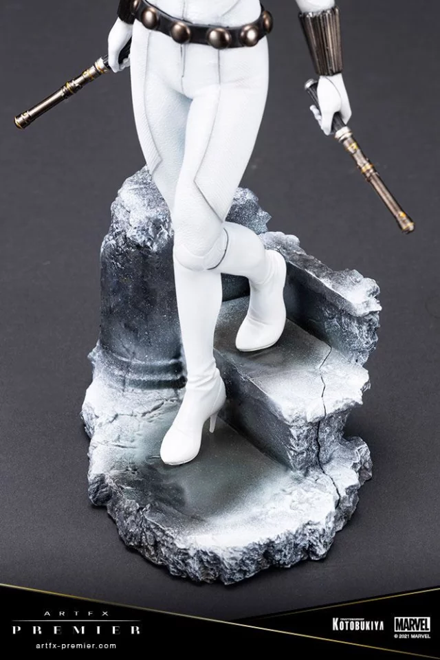 Statuette Marvel - Black Widow White Costume Limited Edition (ArtFX Premier) - Figuren