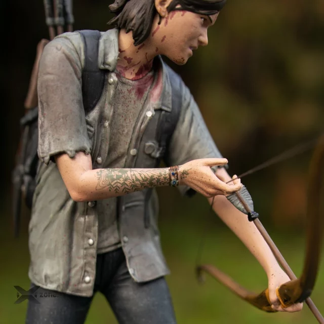 Figur The Last of Us Part II - Ellie With Bow (beschädigte Verpackung)