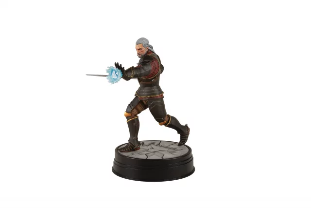Figur The Witcher 3 - Geralt Toussaint Tourney (Dark Horse) (beschädigte Verpackung)