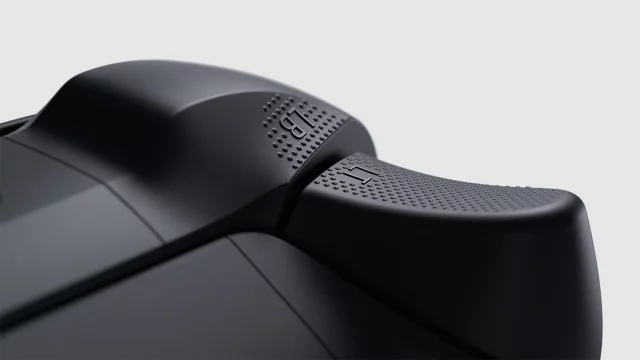 Wireless-Controller für Xbox - Schwarz (beschädigte Verpackung) - Ausgepackt