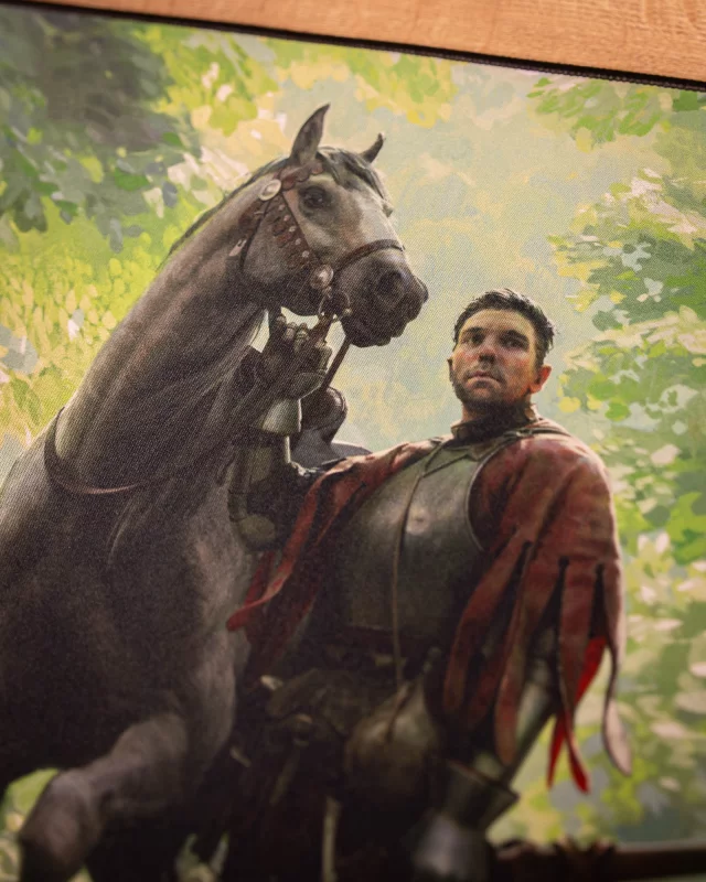 Mauspad Kingdom Come: Deliverance II - Keyart Heinrich und Köter im Wald - Zubehör