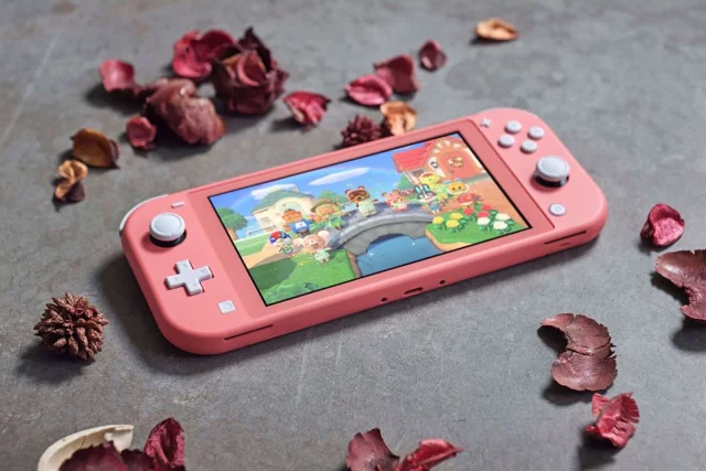 Konsole Nintendo Switch Lite - Coral - Spielkonsole
