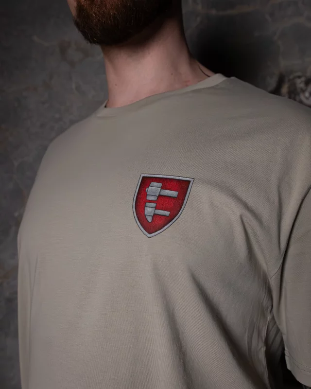 T-Shirt Kingdom Come: Deliverance II - Kuttenberg (größe XXXL) - Xzone Originals
