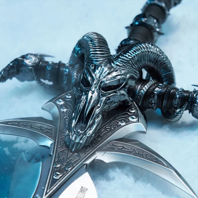 Replika der Waffe aus World of Warcraft - Frostmourne Sword 1/1 - Statue